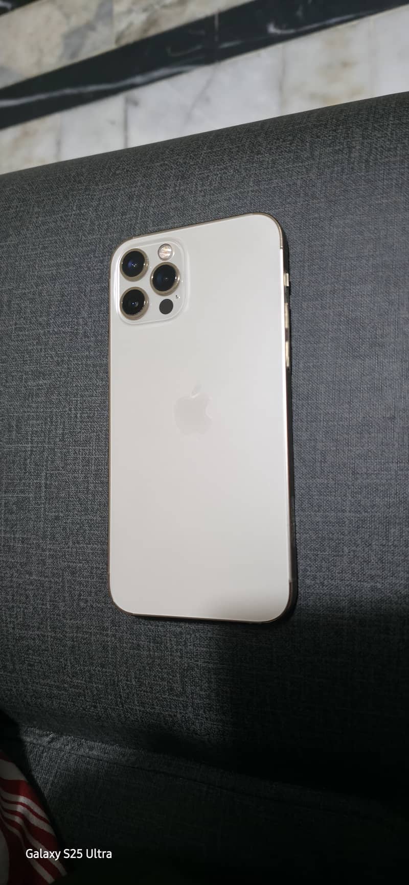 Apple iPhone 12 Pro 3