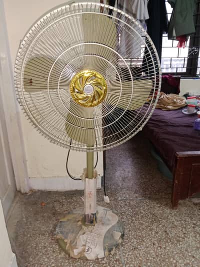 I want to sale pedestal fan