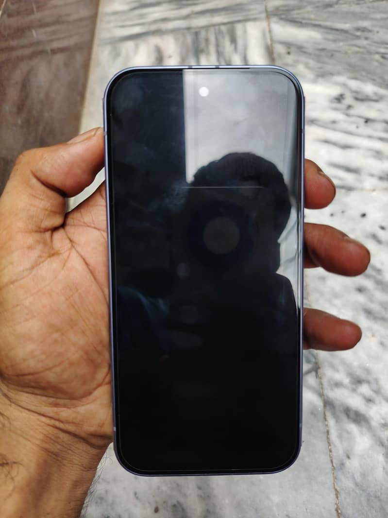 Google Pixel 9a 5