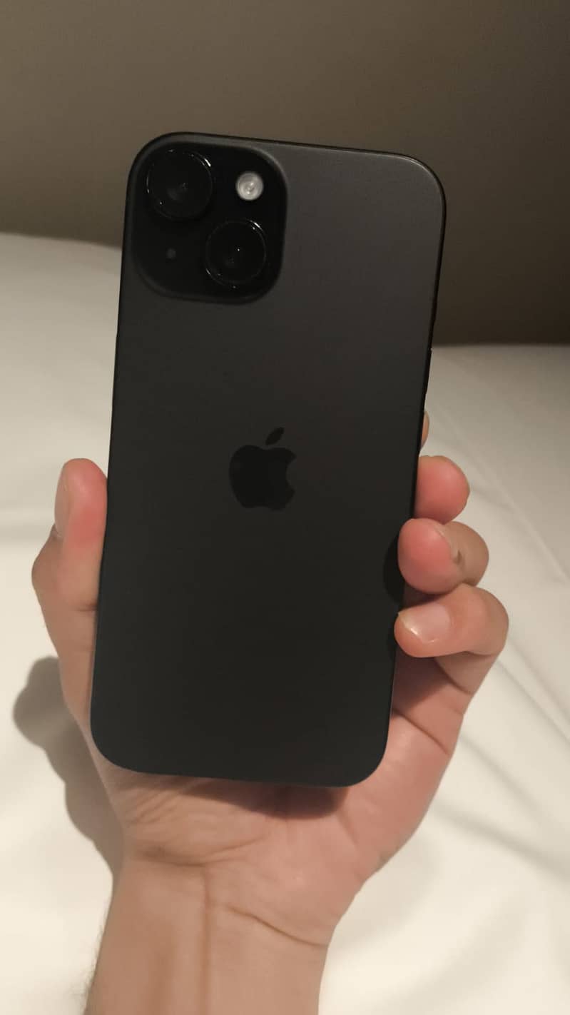 Apple iPhone 15 Pro Max 1