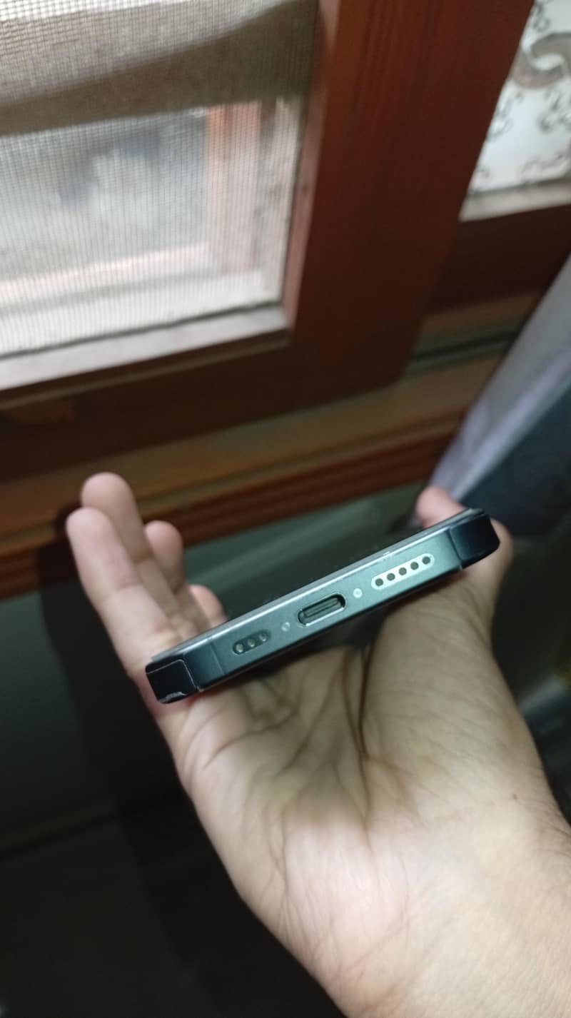 Apple iPhone 15 Pro 5