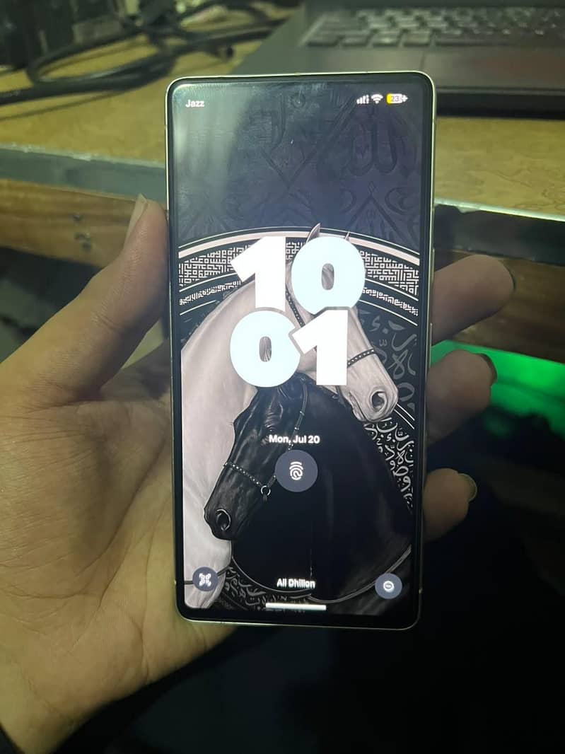 Google Pixel 7 5