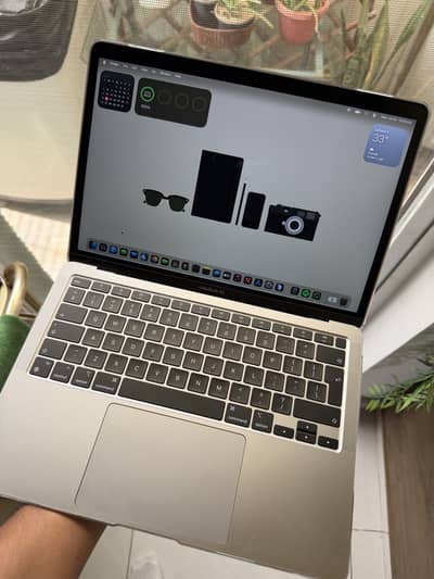 MacBook Air M1 (13.3”) – Excellent Condition