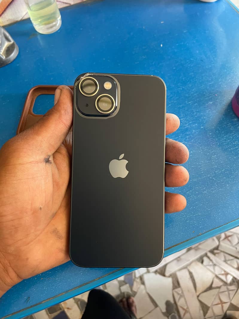 Apple iPhone 13 1