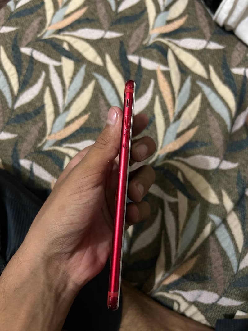 Apple iPhone 7 Plus 2