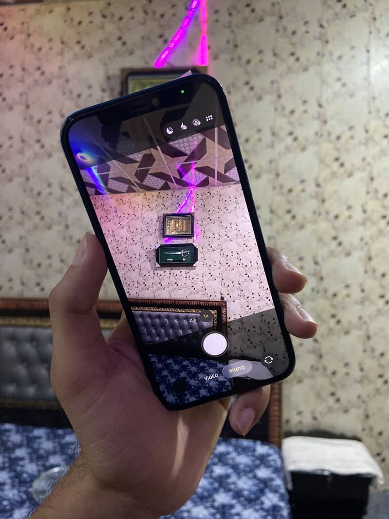 iPhone 12 2