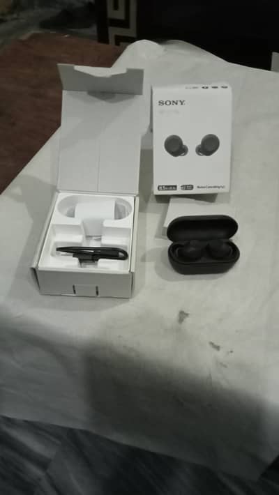 Original Sony Earbuds Forsale Model (WF-C710N) 03007646448