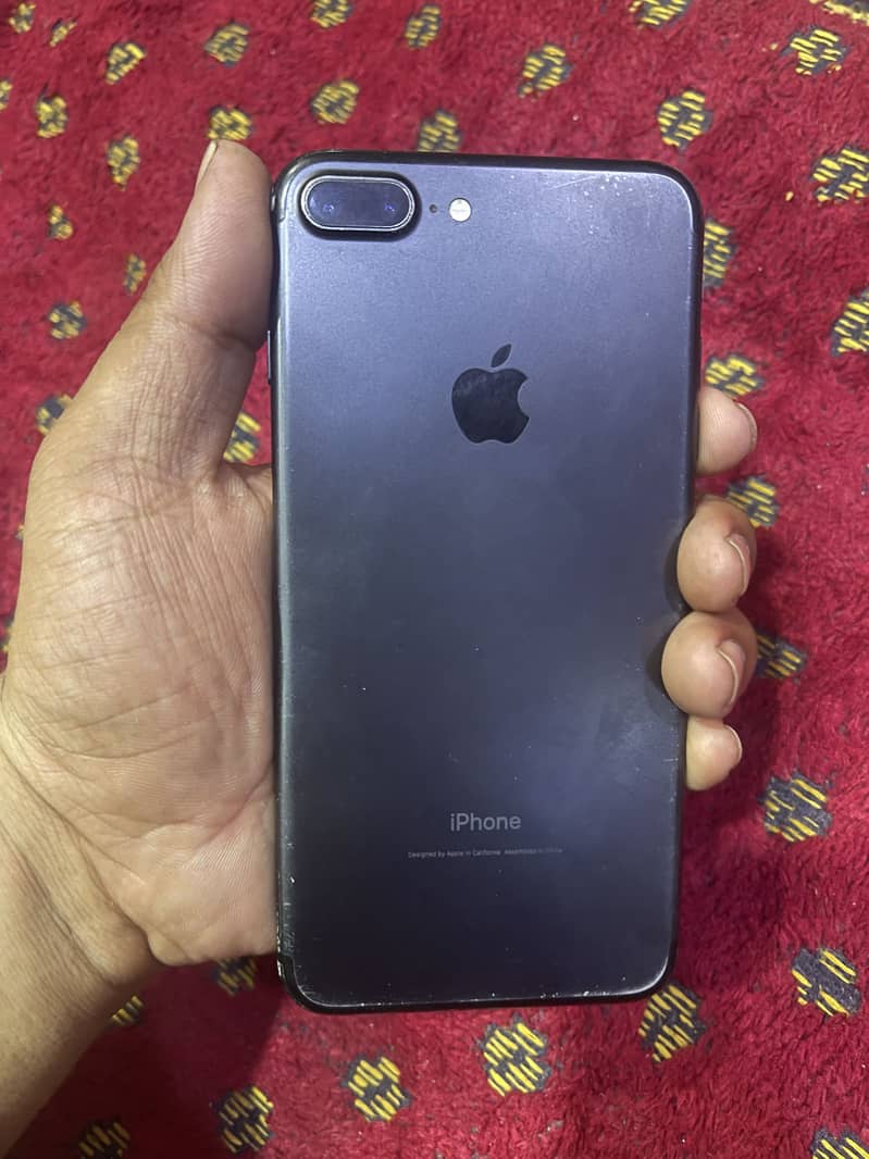 Apple iPhone 7 Plus 0