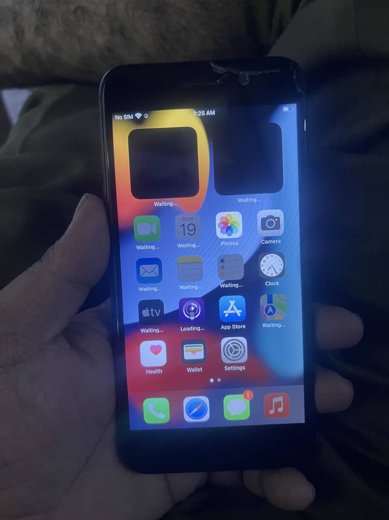 Apple iPhone 7 Plus 3