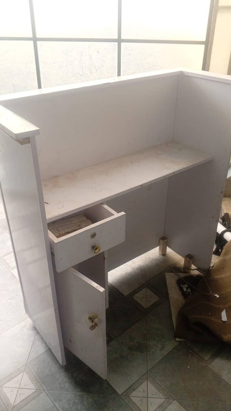 reception table 0