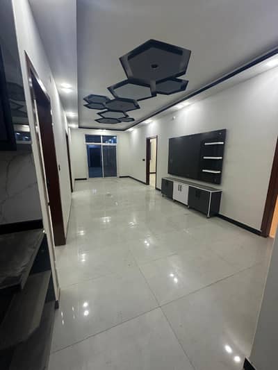 Harmain royal residency 4 bed dd rent 105k +15k maintenance top floor well maintained at Gulshan e Iqbal