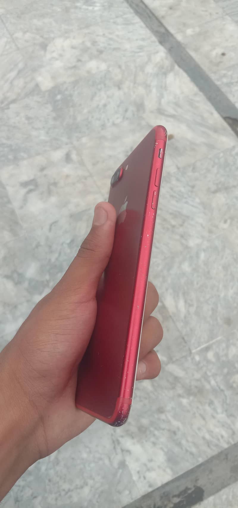 Apple iPhone 7 Plus 2