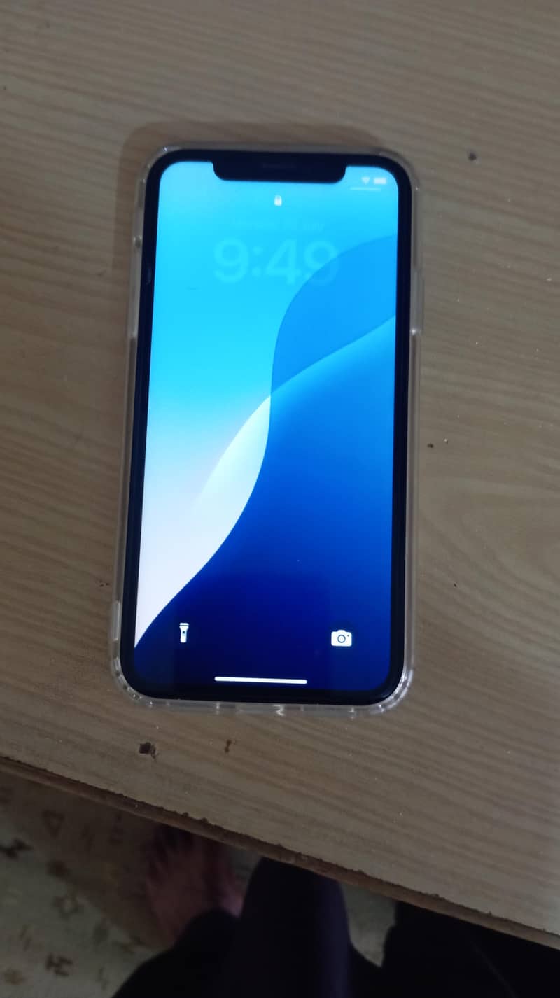 Apple iPhone XR 0
