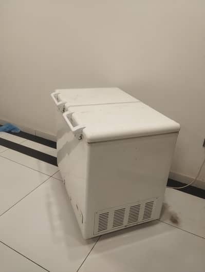 HAIER deepfreezar