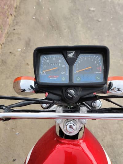 Honda 125 Frrsh condition 2025 Model Registration in Jan 2026