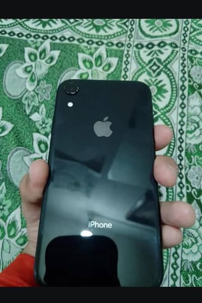 Apple iPhone XR