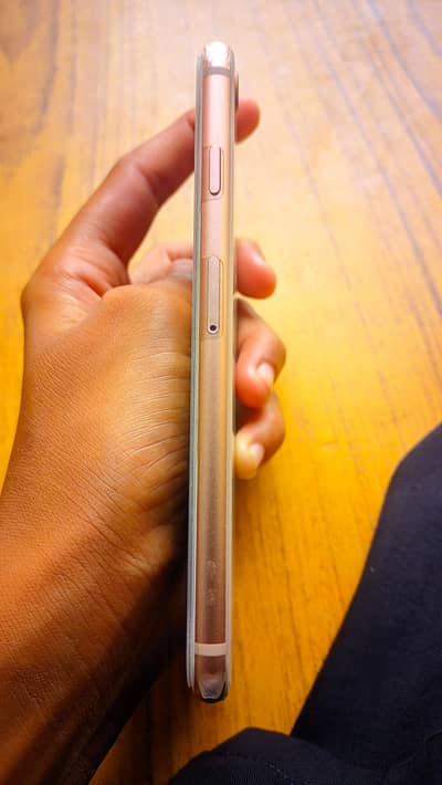 Apple iPhone 8