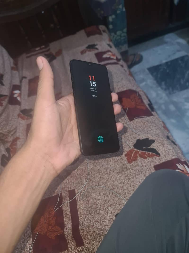 One Plus 6T 3