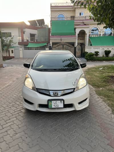 Honda Fit Shuttle 1.3 Hybrid  Pristine Condition Family Car