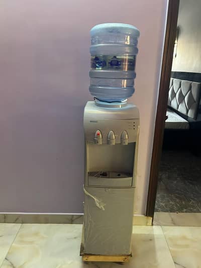 Orient Water Dispenser