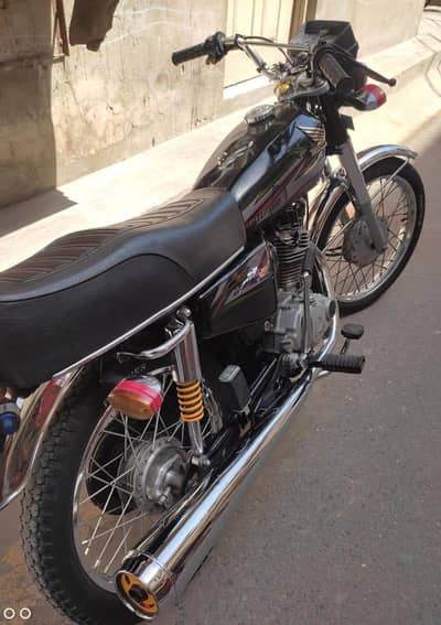 Honda 125 cc 2016 model only WhatsApp 03=09=66=98=0=90