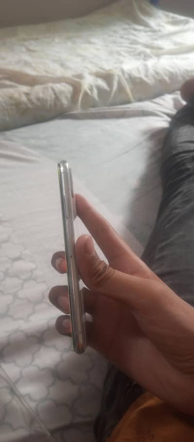 Apple iPhone X