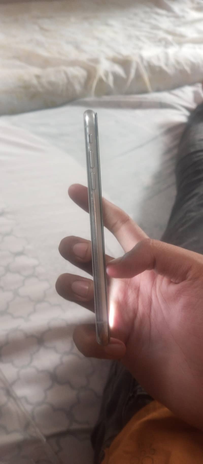 Apple iPhone X 3