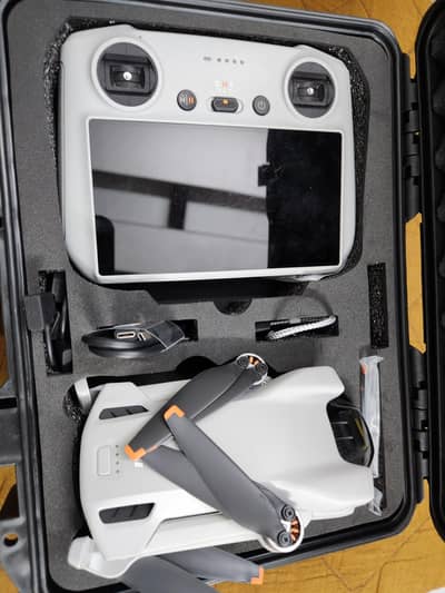 DJI Mini 3 Drone with RC Controller | 4K Camera | Excellent Condition