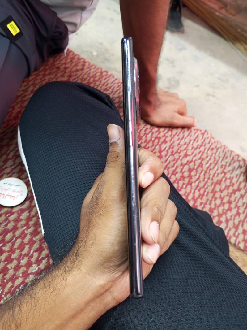 Tecno CAMON 30S 3