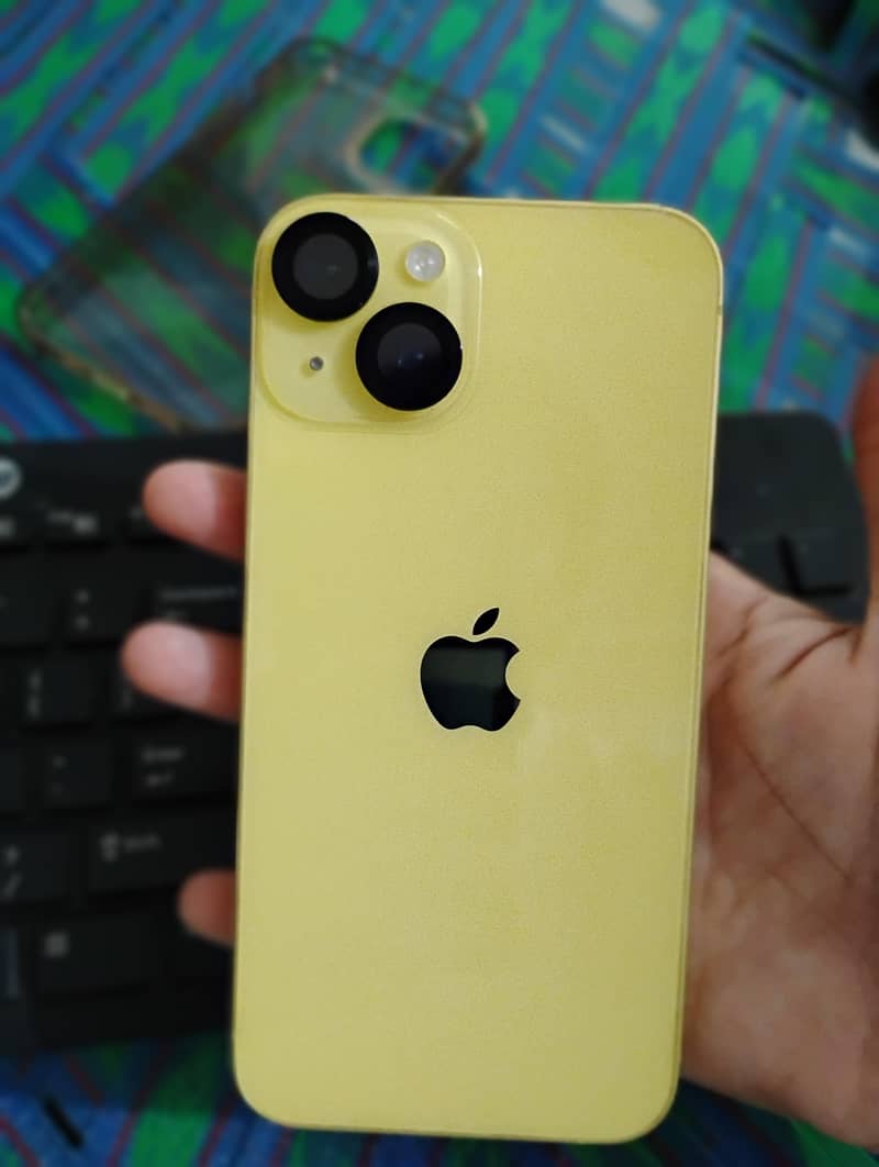 Apple iPhone 14 4