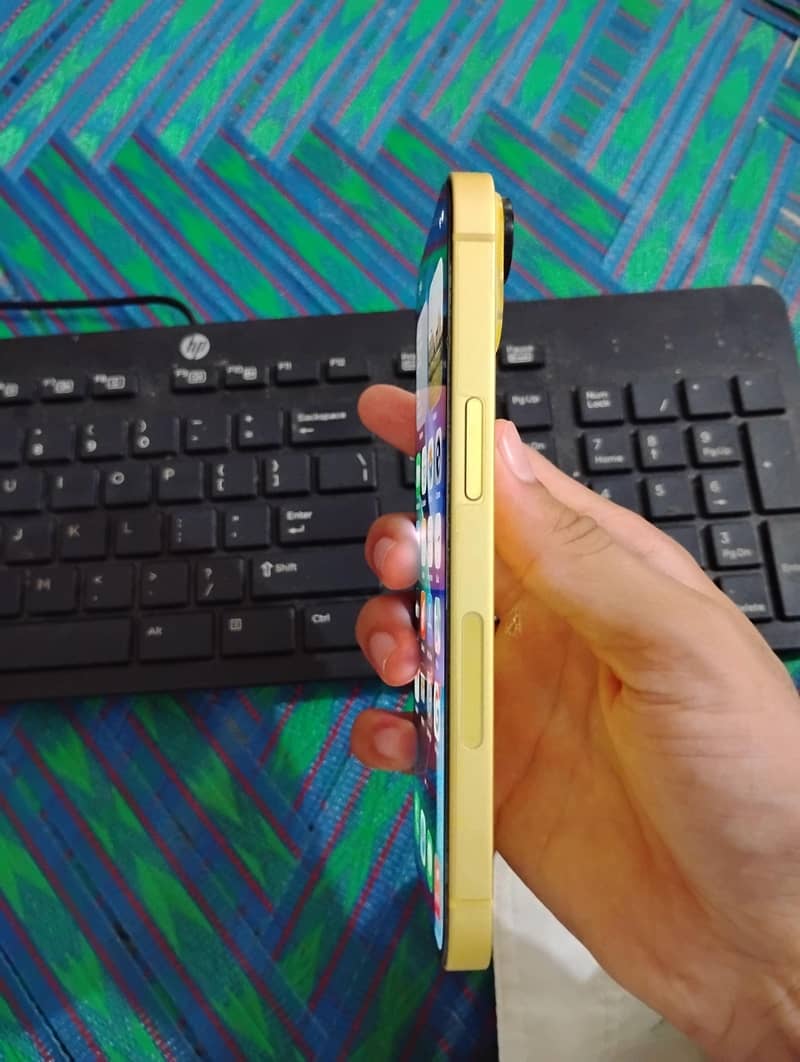 Apple iPhone 14 5