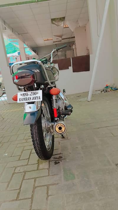 Honda black 2016 model