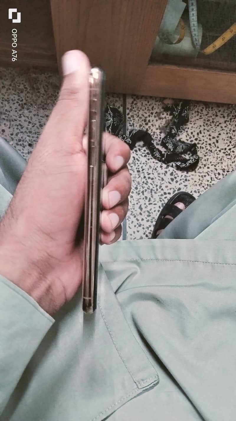 Apple iPhone XS 2