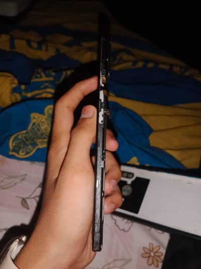 Tecno Spark 4