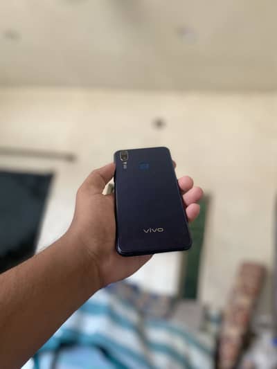 Vivo Y11 watsapp 03024469800