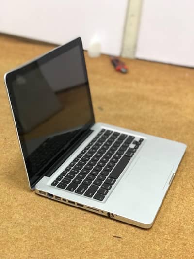 MacBook Pro 2012 for Sale (4GB/320GB) - Clean Laptop