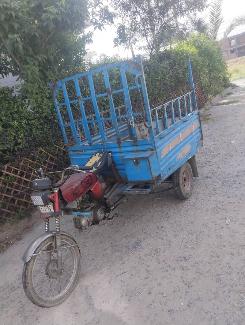 chinchi loader rickshaw 2