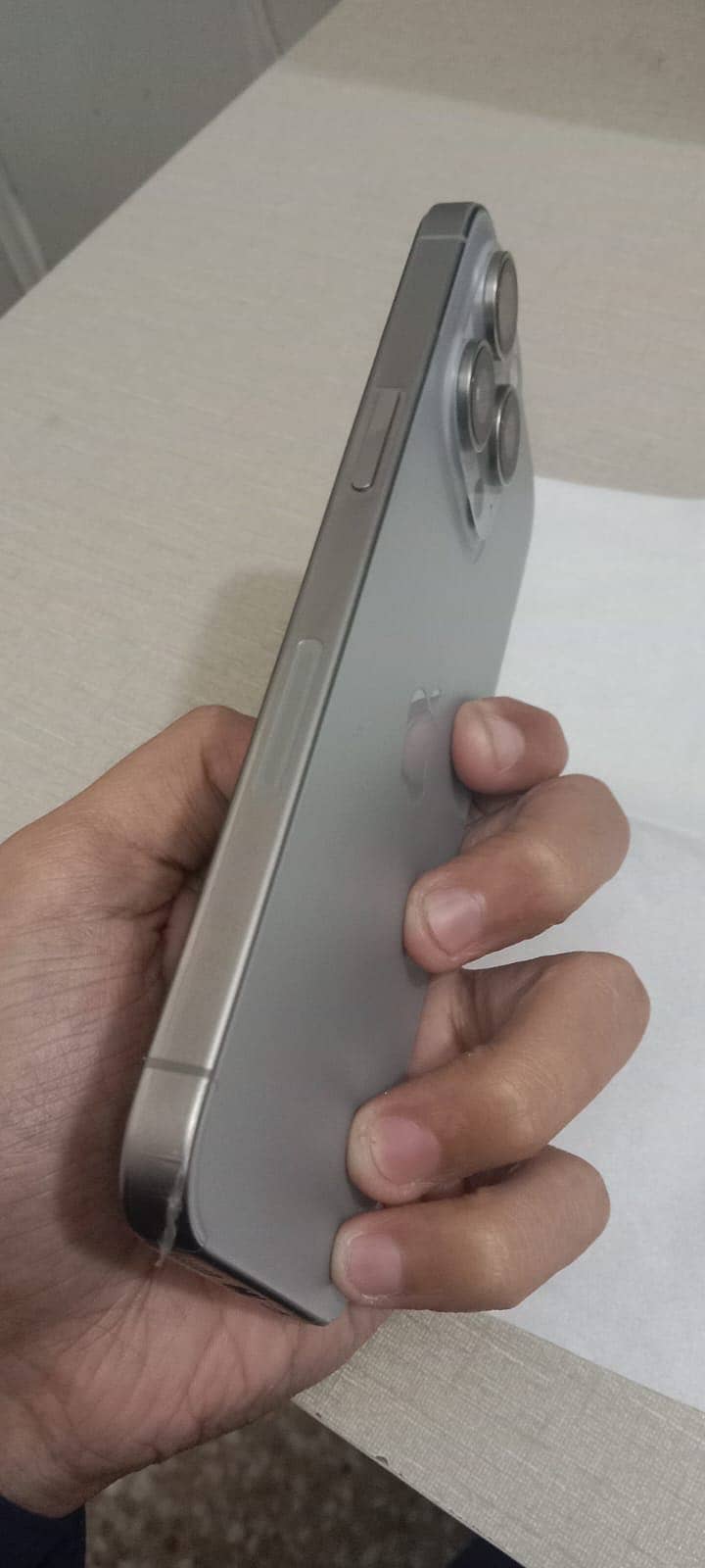 Apple iPhone 15 Pro Max 5