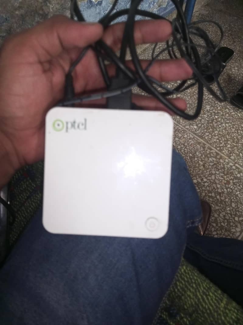 PTCL Android TV box 1