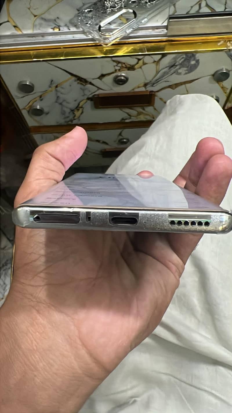 Tecno CAMON 40 Pro 2