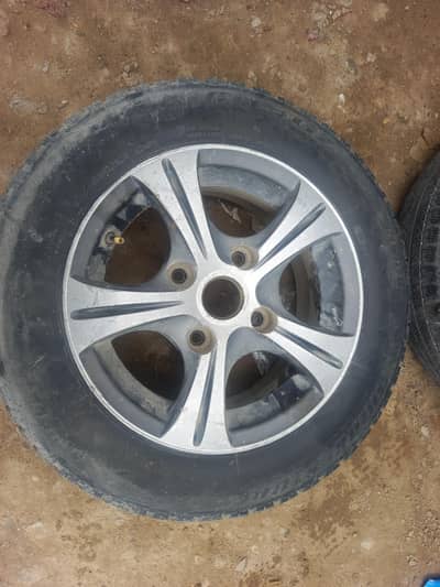 Bridgestone tubeles tyres  13 number for sale