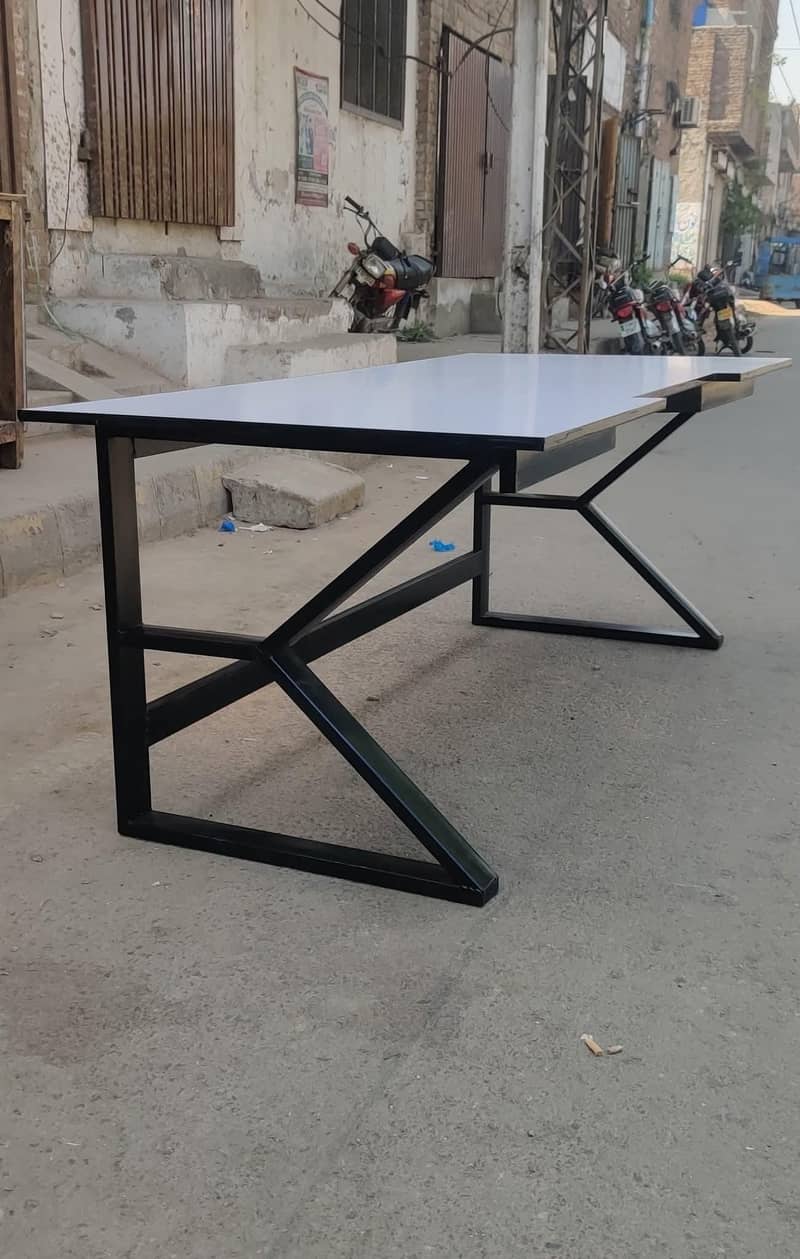 Gaming Table 0