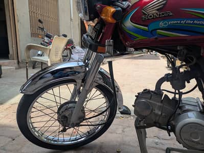 | Honda | CD 70 | Model 2024 | Condition 10/10 |
