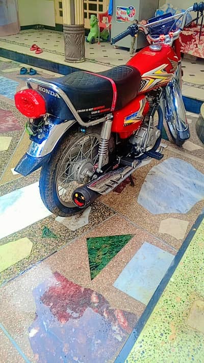 Honda CG 125 2025