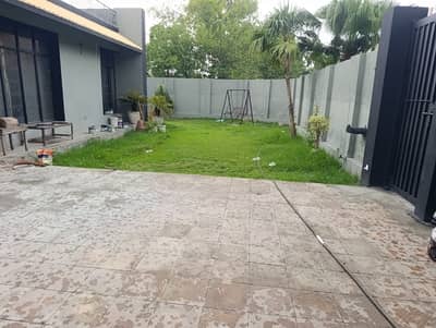 1.5 kanal complete house for rent