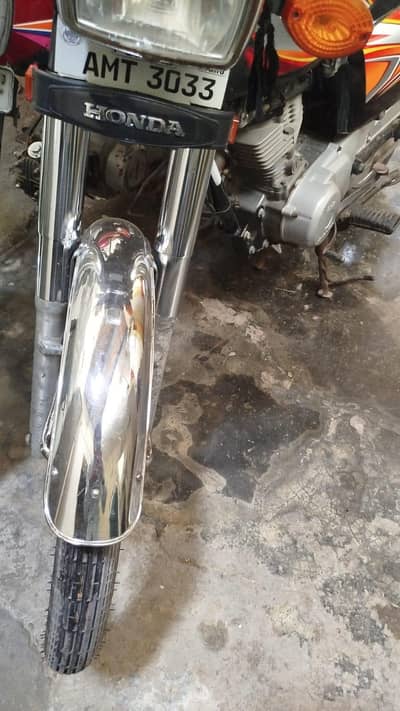 Honda 125 sale no need to work required  03226390080
