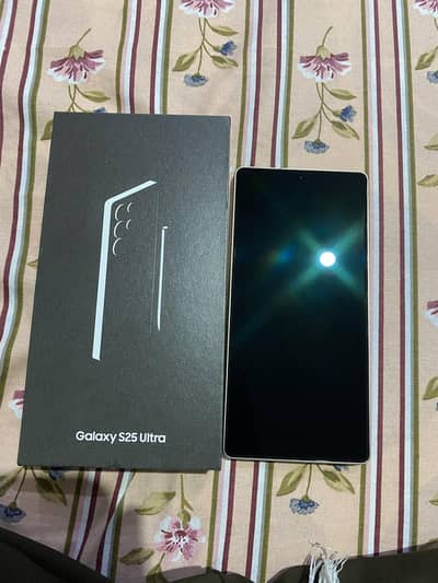 Samsung Mobile S25 Ultra