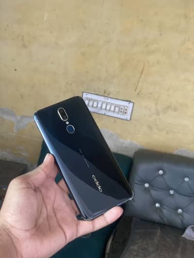 OPPO F11