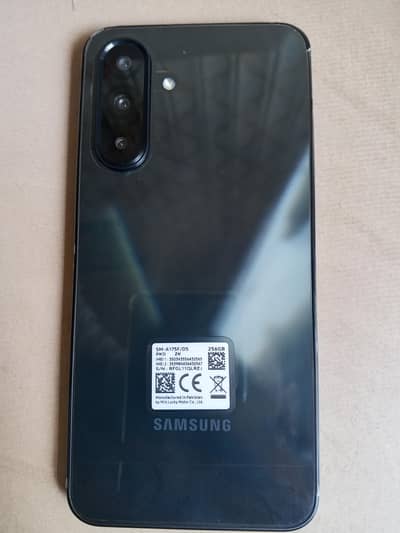SAMSUNG A 17
