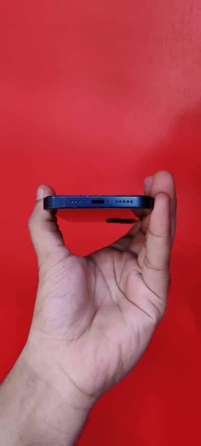 I phone 13 jv 128gb battery health 95 Apple warranty sep tak